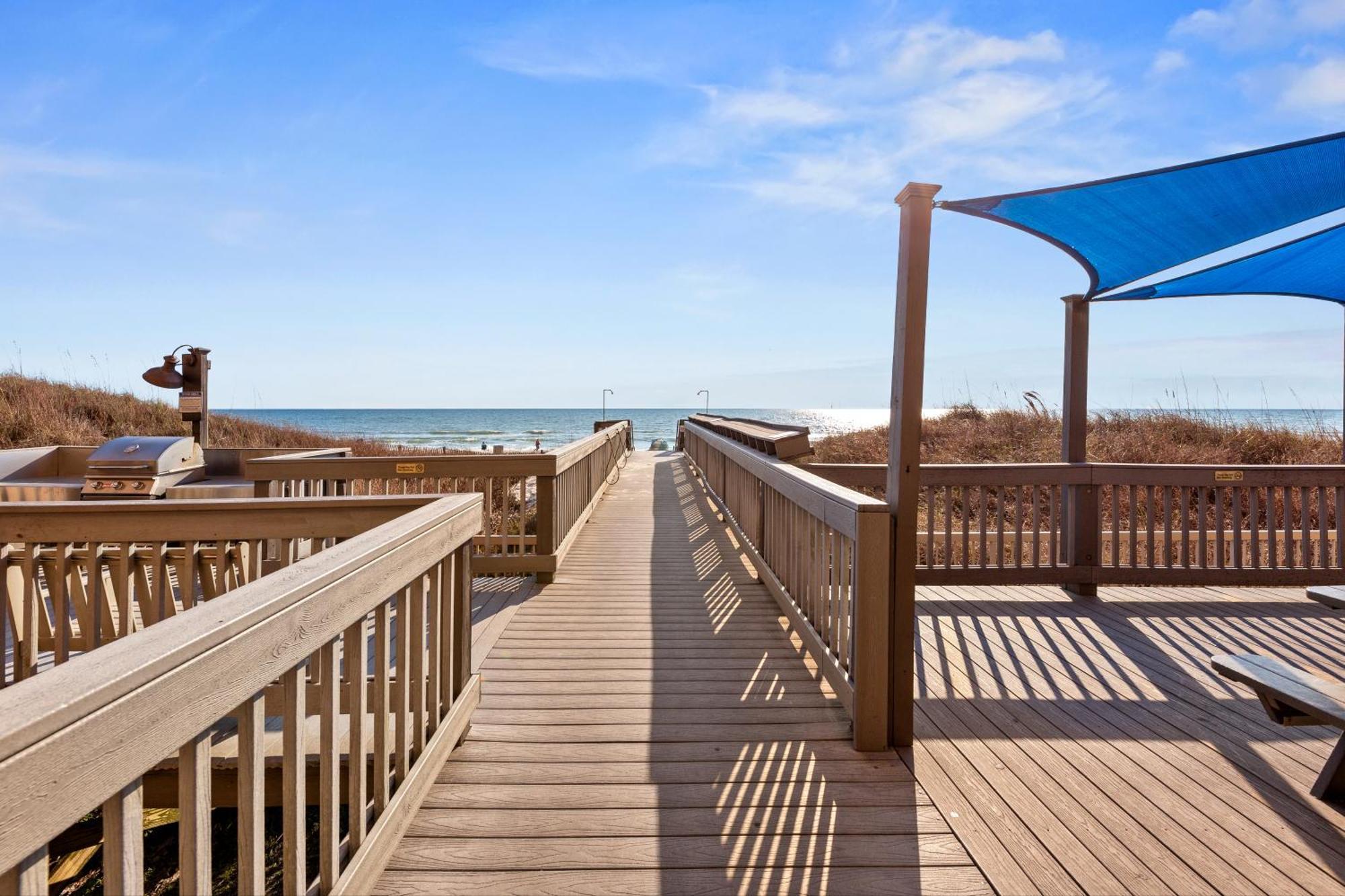 Gulf Front Master Br In Sunrise Beach With Amazing Views! Sleeps 7! Panama City Beach Εξωτερικό φωτογραφία
