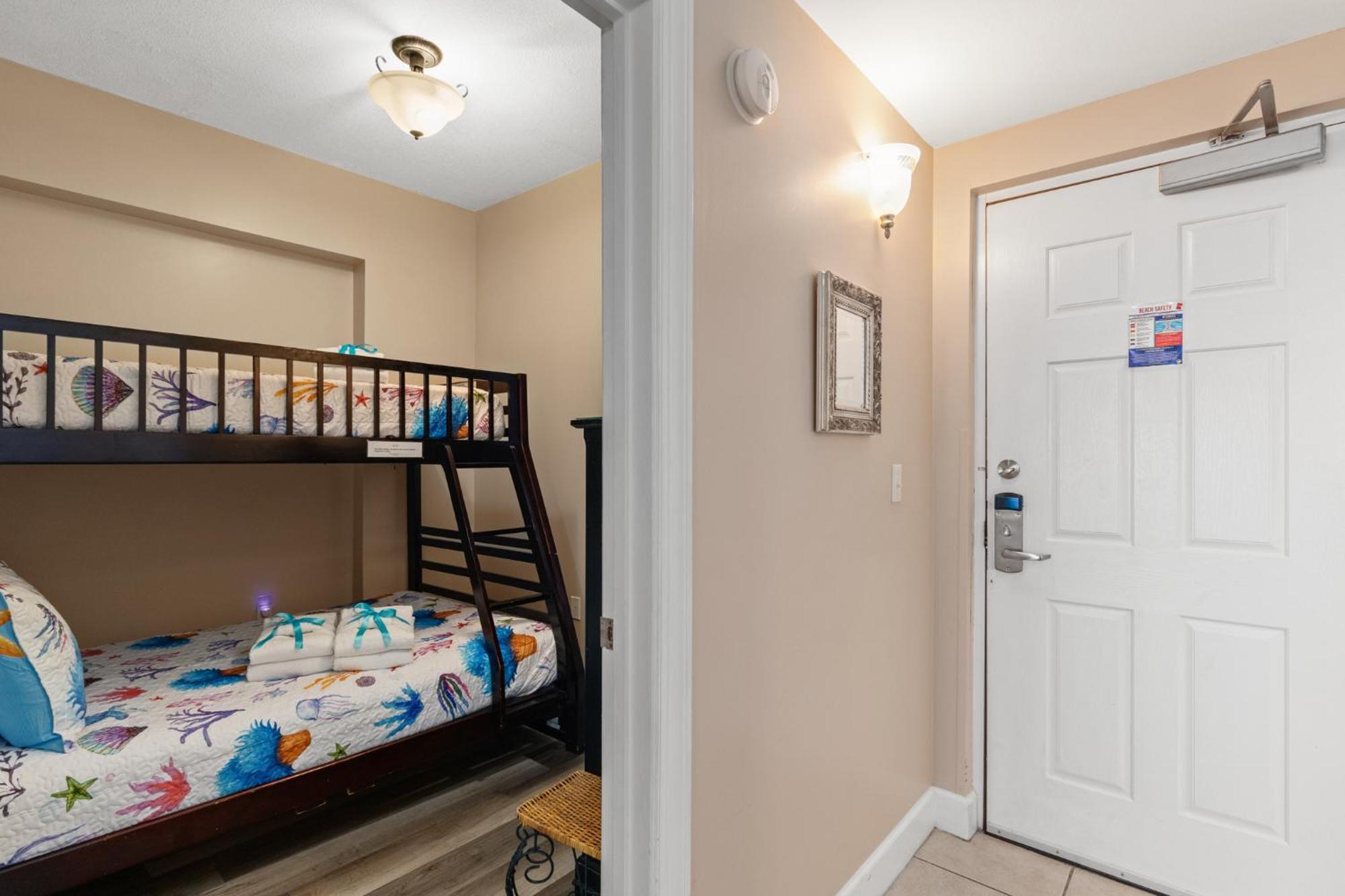 Gulf Front Master Br In Sunrise Beach With Amazing Views! Sleeps 7! Panama City Beach Εξωτερικό φωτογραφία